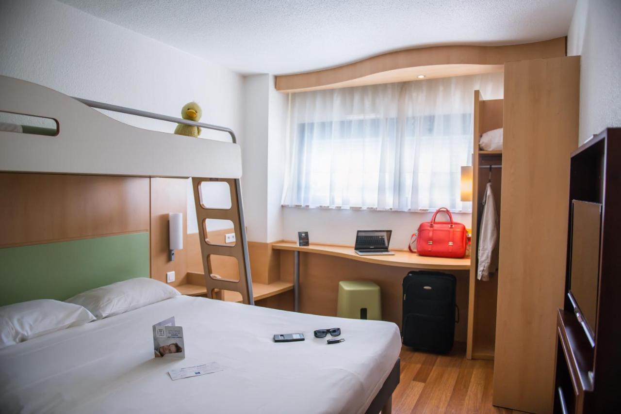 Ibis Budget Site Du Futuroscope Chasseneuil-du-Poitou Eksteriør bilde