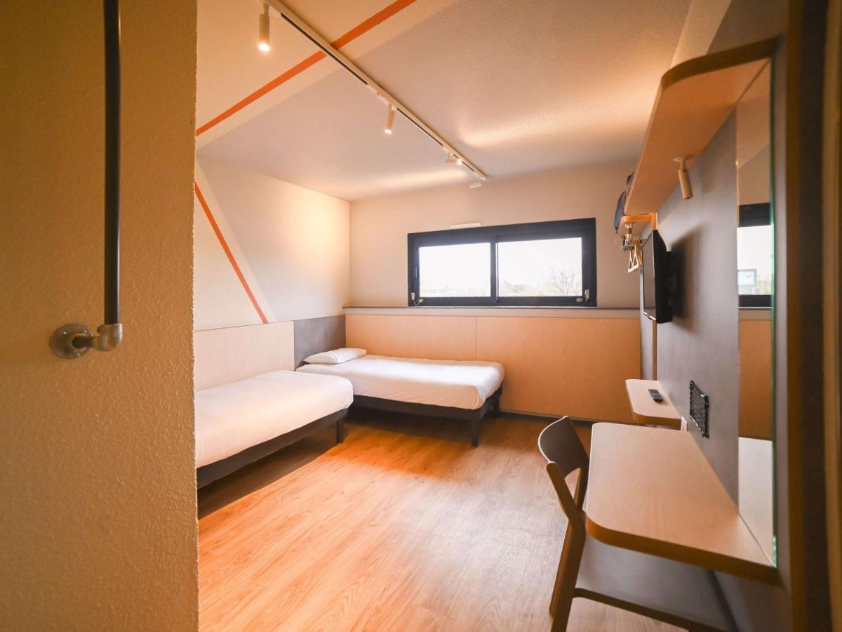 Ibis Budget Site Du Futuroscope Chasseneuil-du-Poitou Eksteriør bilde