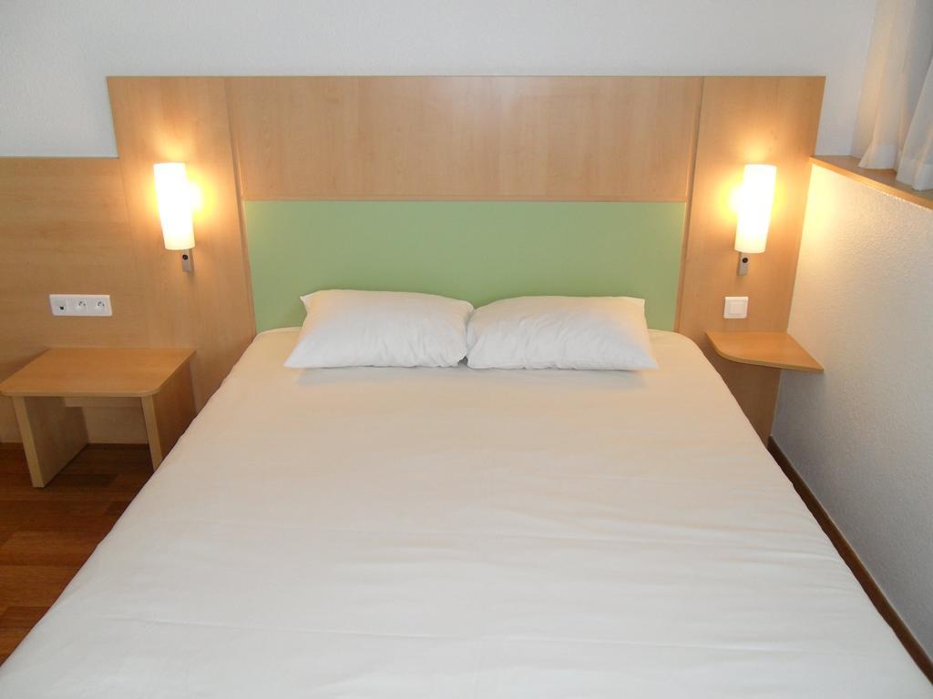 Ibis Budget Site Du Futuroscope Chasseneuil-du-Poitou Rom bilde