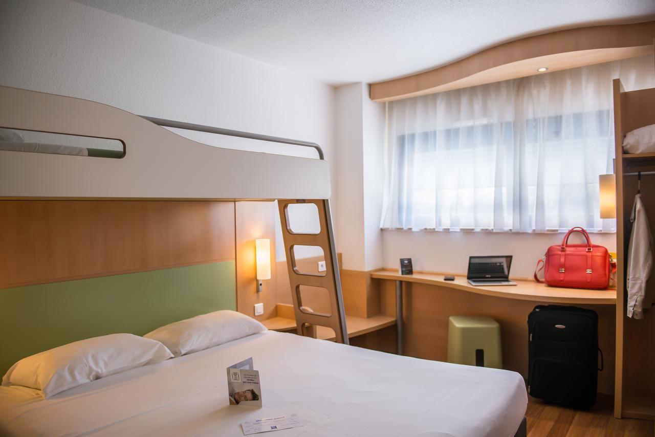 Ibis Budget Site Du Futuroscope Chasseneuil-du-Poitou Eksteriør bilde