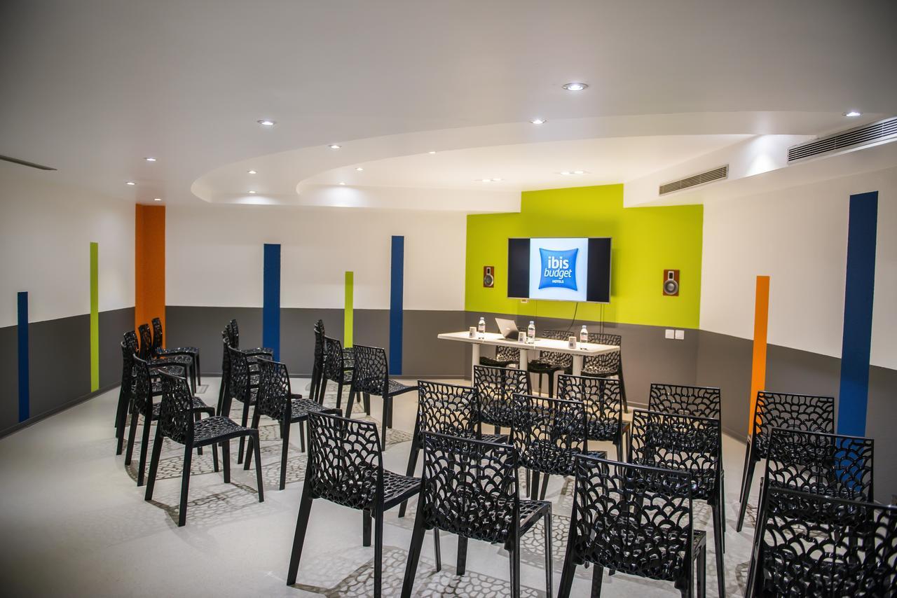 Ibis Budget Site Du Futuroscope Chasseneuil-du-Poitou Eksteriør bilde